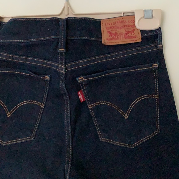 Levi’s 710 Super Skinny 25 - Picture 2 of 9